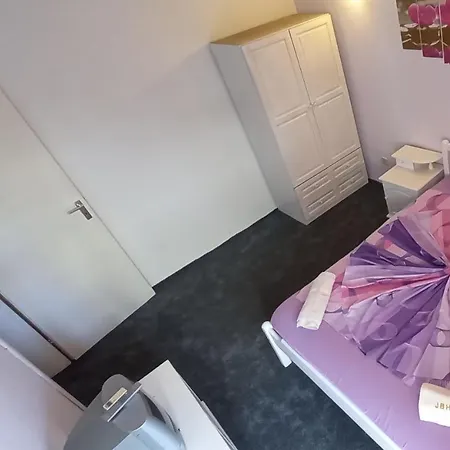 Πανσιόν Flora Kiten (Burgas)