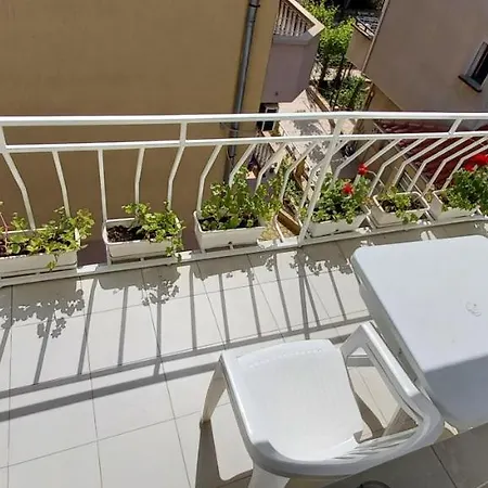 Flora 3* Kiten (Burgas)